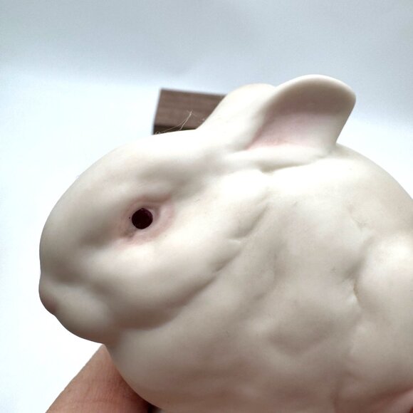 Rabbit Figurine “Mr Snowball” Cybis Porcelain Manufacturer New Jersey USA Easter - Picture 7 of 9